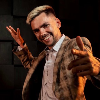 Антон Новоселов